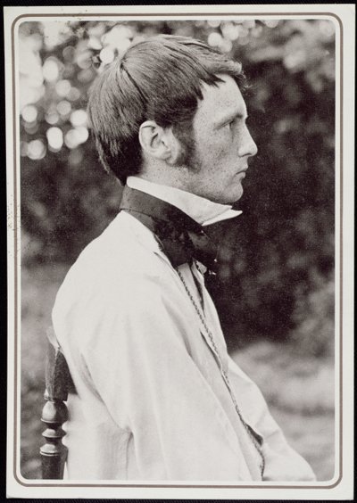 Retrato de Heinrich Vogeler (1872-1942) 1898 (foto bw) de Carl Eeg