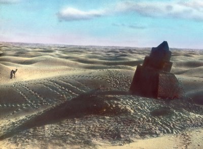 Marrocos, marco no deserto, data da imagem: cerca de 1910. Arquivo Carl Simon de Carl Simon