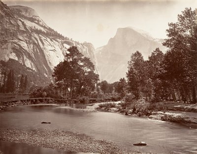 Domo Norte e Sul, Yosemite, ca. 1872, impresso ca. 1876. de Carleton E. Watkins.