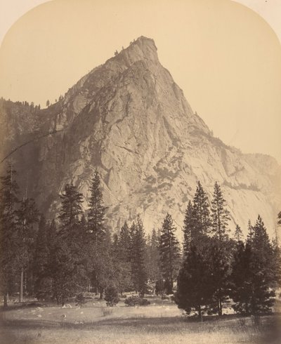 Três Irmãos, Vista Frontal, 4480 pés, 1861. de Carleton Emmons Watkins