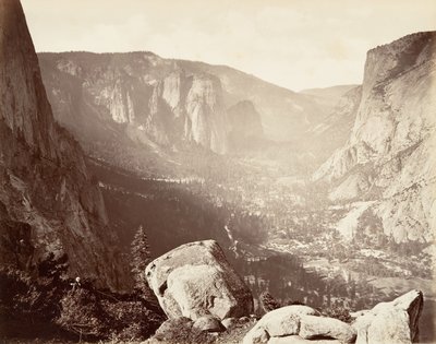 Vale de Yosemite de Union Point, ca. 1872, impresso ca. 1876. de Carleton Emmons Watkins