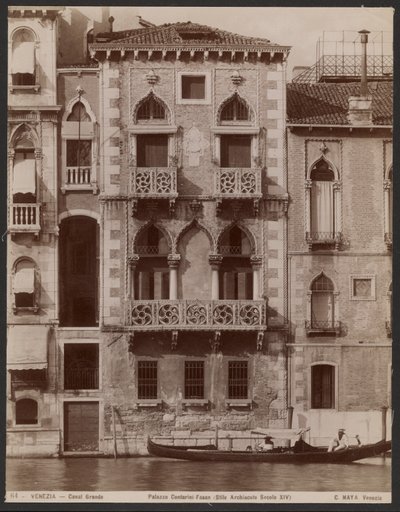 Palazzo Contarini-Fasan, Veneza de Carlo Naya