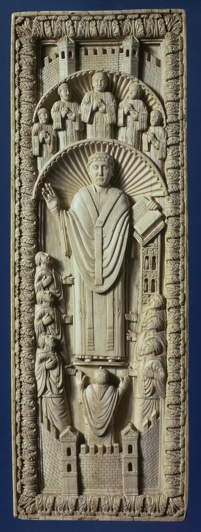 Um Arcebispo entre o seu Coro, c.875 dC (painel de marfim) de Carolingian School