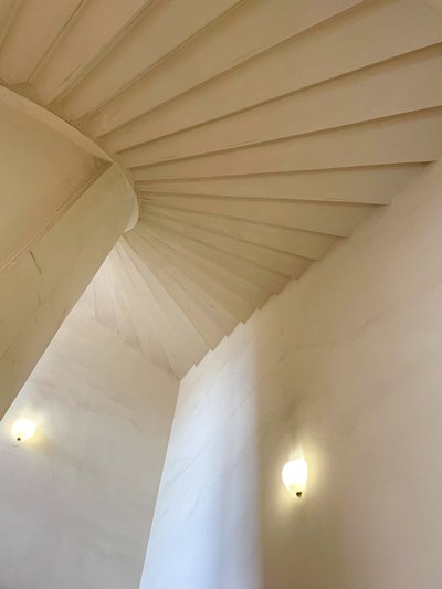 Composição - Arquitetura - Detalhes, 2023 (foto) de Cécile Jamet