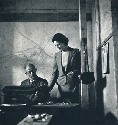 Ação aqui, 1941 de Cecil Beaton