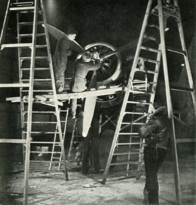 Mecânica de voo, também um comércio WAAF, c1943. de Cecil Beaton