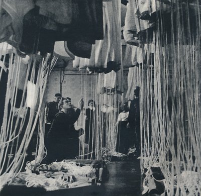 Testes de teares de vida paraquedas para o Fleet Air Arm, 1941 de Cecil Beaton