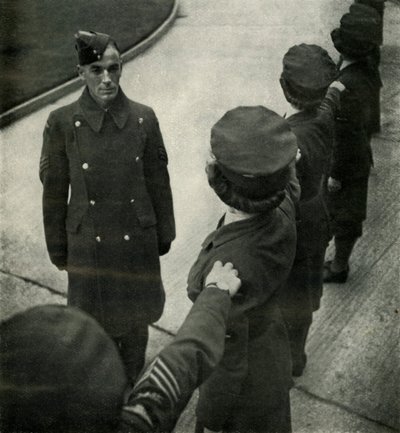 Sargento da RAF Drill Airwomen, c1943. de Cecil Beaton