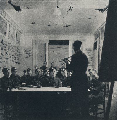 A base do treinamento: identificação de aeronaves, 1941 de Cecil Beaton