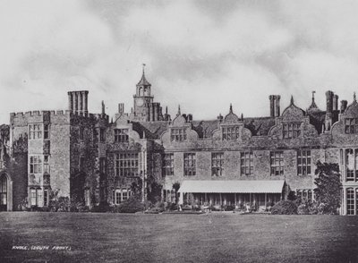 Knole, Frente Sul (foto a p/b) de Charles Essenhigh Corke