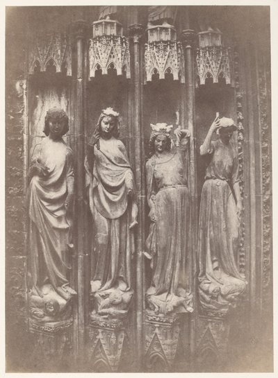 As virtudes esmagando os vícios, Catedral de Estrasburgo de Charles Marville