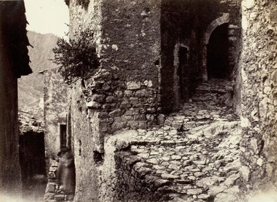 Uma rua em Sainte-Agnes perto de Roquebrune, c. 1865. de Charles Nègre