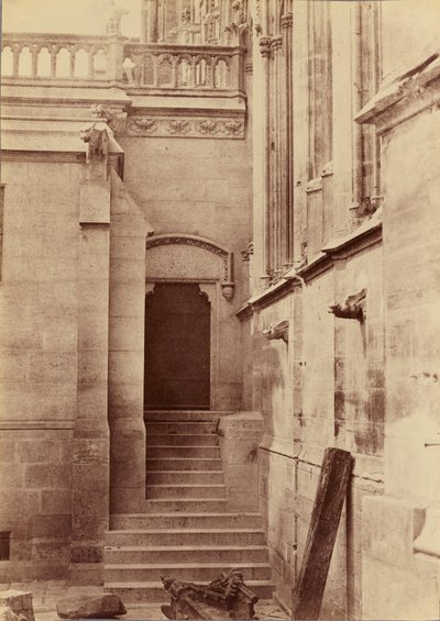 [Entrada da Sacristia, Notre-Dame, Paris]. de Charles Nègre