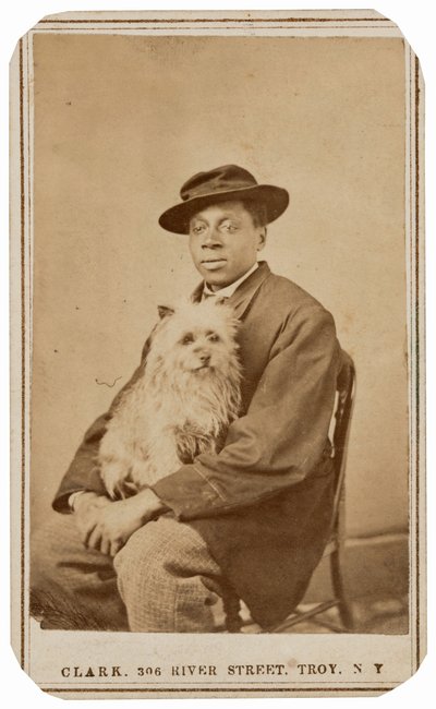 Retrato de um homem e de um cão,c. 1860 (foto) de Charles R. Clark