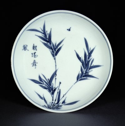 Prato de prato kosometsuke azul e branco pintado com bambu e caligrafia, marca Tianqi e período, 1621-27 (porcelana) de Chinese School