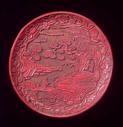 Prato de Cinábrio Esculpido, Yuan recente até a dinastia Ming (madeira laqueada) (ver também 272178) de Chinese School