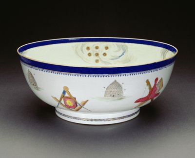 Taça Maçônica da Famille Rose Export, período Qianlong, 1736-95 (porcelana) (ver também 133044 e 133046) de Chinese School