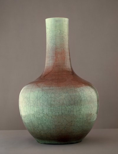 Vaso envidraçado colorido (faiança) de Ching Period Chinese School