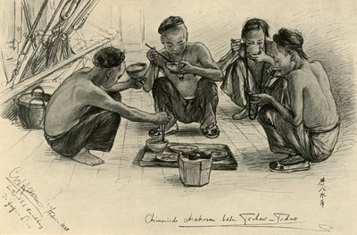 Tripulantes chineses comendo a bordo do 