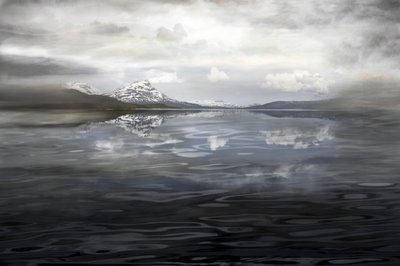 Reflexo da Montanha Ennevoada de Christina Sillen