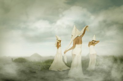 Ethereal Mist - Mulheres de Christine von Diepenbroek