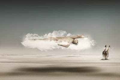 O Homem Flutuante: Sonho do Deserto de Christine von Diepenbroek