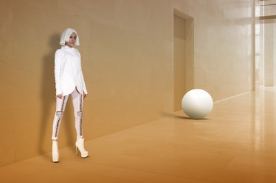 Corredor da Mulher Futurista de Christine von Diepenbroek