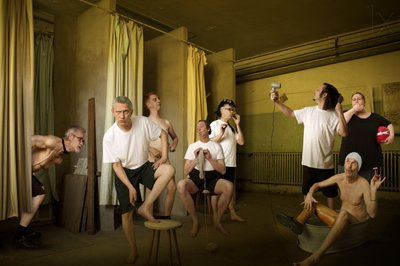 Cena peculiar no vestiário de Christine von Diepenbroek