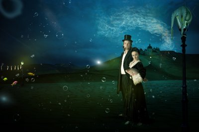 Um casal surreal e um polvo de Christine von Diepenbroek