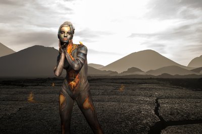 uma criatura de fogo e fumo de Christine von Diepenbroek