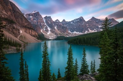 Lago da Montanha Turquesa de Christoph Schaarschmidt