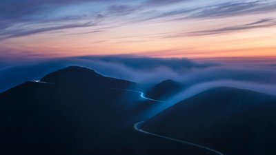 Crepúsculo na Montanha Sinuosa de Chuanxu Ren