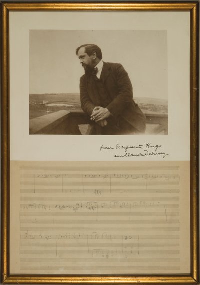 Manuscrito da página de música para &39;King Lear&39;, com um retrato escrito por Emma Debussy, dezembro de 1904 (lápis sobre papel & foto em preto-e-branco) de Claude Debussy