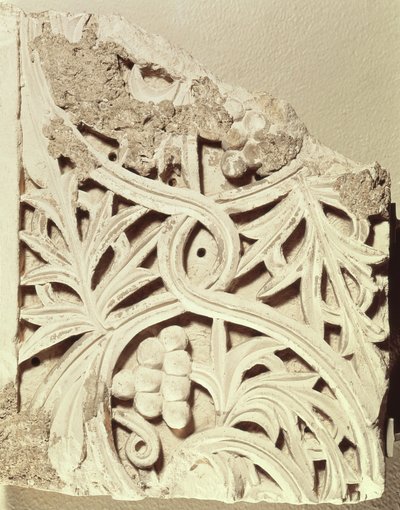 Fragmento de um friso, do mosteiro de Apa Jeremias, Sakkara (calcário) de Coptic Coptic