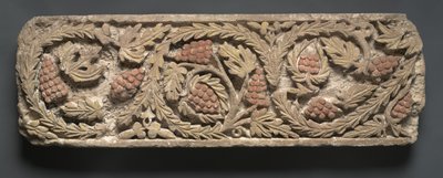 Friso com Folhagem e Uvas, 300s-400s (calcário) de Coptic Coptic