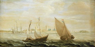 Um iate e um pequeno veleiro holandês, ao largo da costa de um porto no Zuiderzee (Mar do Norte), com vista para a cidade no horizonte e para as dunas de areia à direita de Cornelis Verbeeck