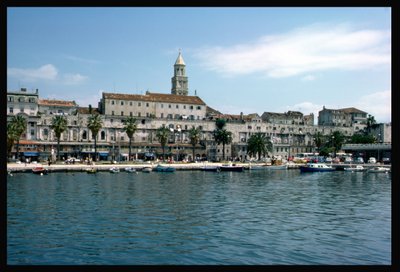 Vista do Palácio de Diocleciano, c.AD 300 de Croatian School