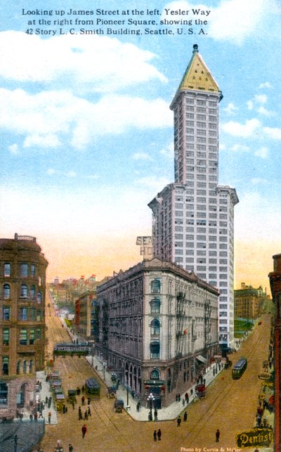 A LC Smith Tower, Seattle, EUA, c1910s. de Curtis and Miller