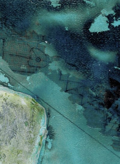 Vista aérea das ruínas submersas de Deb Chaney