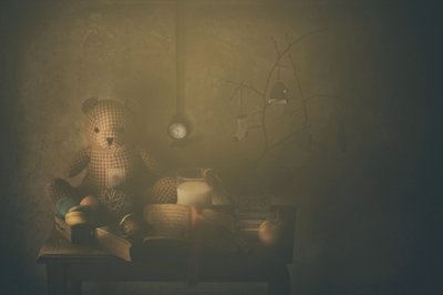 Natureza morta com um ursinho de peluche nostálgico de Delphine Devos