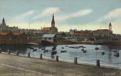 Dun Laoghaire Kingstown, Condado de Dublin, Irlanda foto colorida de Desire Chaineux