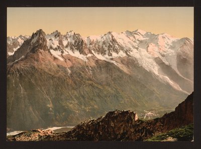 O vale de Chamonix a partir da Aiguille du Floria, Vale de Chamonix, França, c.1890-1900 (impressão fotocrómica) de Detroit Publishing Co.