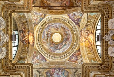 A cúpula com a representação da Coroação da Virgem, detalhe, último século XXI de Domenico I Piola