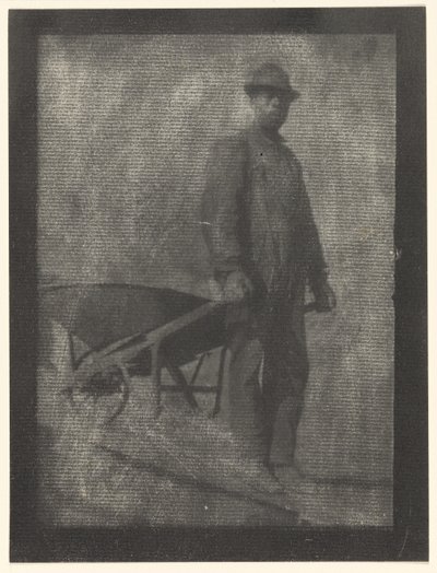 [Homem negro com carrinho de mão]. de Doris Ulmann
