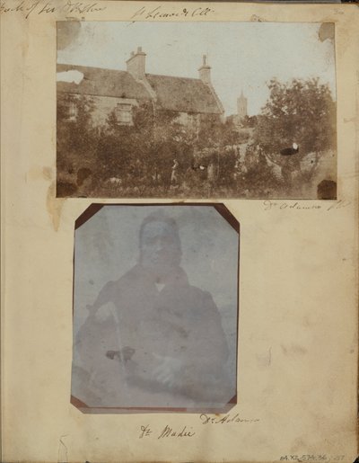 Jardim de Sir David Brewster com a Torre Oeste da Catedral ao fundo de Dr. John Adamson