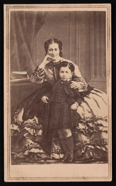 Retrato de Eugénia de Montijo 1826-1920 e Filho, Por volta de 1860. de E. and H.T. Anthony