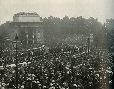 Chegada do Premier Canadense The Hon. Wilfrid Laurier em Hyde Park Corner, 1897. de E. and S. Woodbury