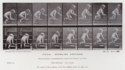 A Figura Humana em Movimento: Criança, rastejando lá em cima (foto a p/b) de Eadweard Muybridge