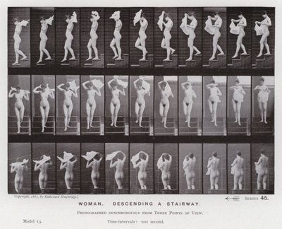 A Figura Humana em Movimento: Mulher, descendo uma escadaria (foto a p/b) de Eadweard Muybridge