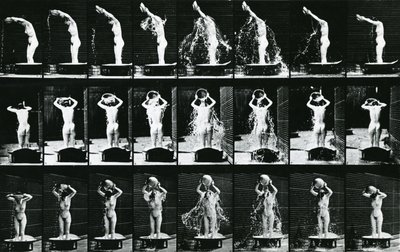 Mulher, despejar, um, bacia água, sobre, dela, cabeça, ilustração, de, &39;The, figura humana, em, Motion&39;, 1904, edição de Eadweard Muybridge